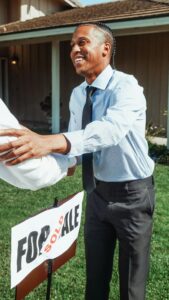 Motivated seller signs in commercial real estate market
